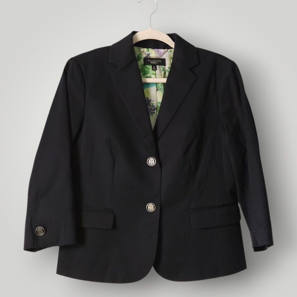 Talbots 10 Black Cotton Stretch Blazer 3/4 Sleeve Logo Buttons Professional - Picture 3 of 10